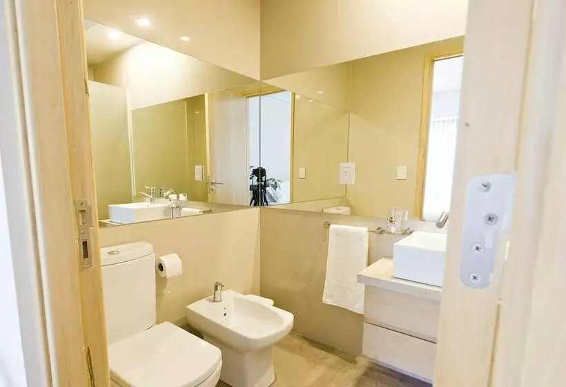 Le Montreal Apartments