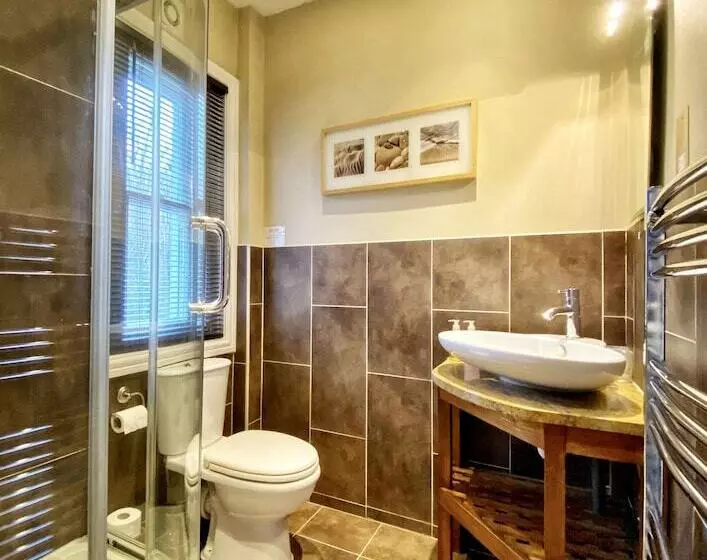 ペンション Lakes End Guest House