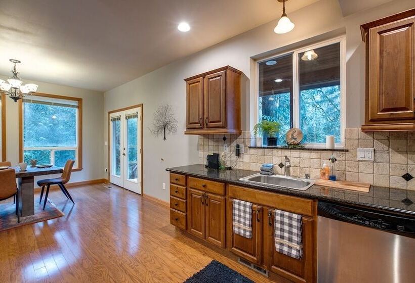 20gs Wifi F/p W/d Sleeps 6