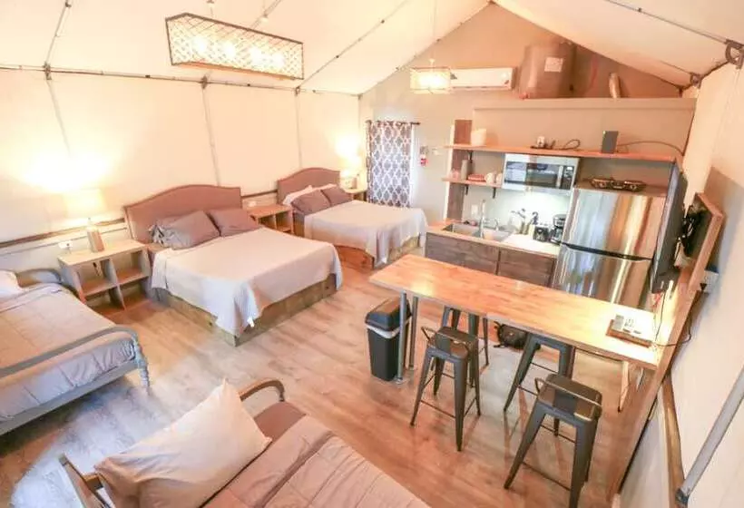 5 Son S Geronimo   Birdhouse Cabin