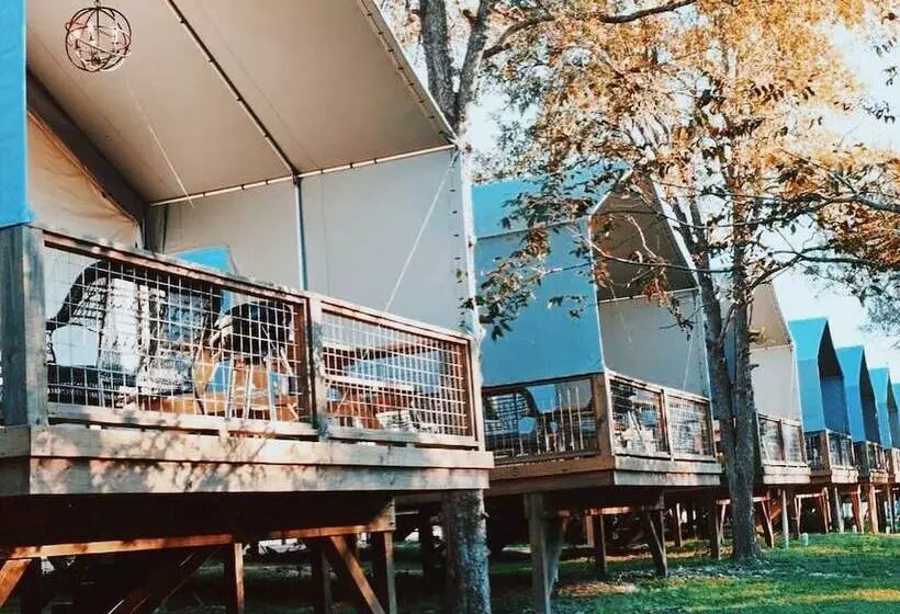 5 Son S Geronimo   Birdhouse Cabin