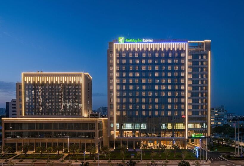 Otel Holiday Inn Express Beihai Silver Beach, An Ihg