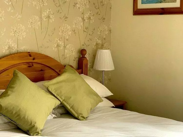 Majatalo Carlton Lodge
