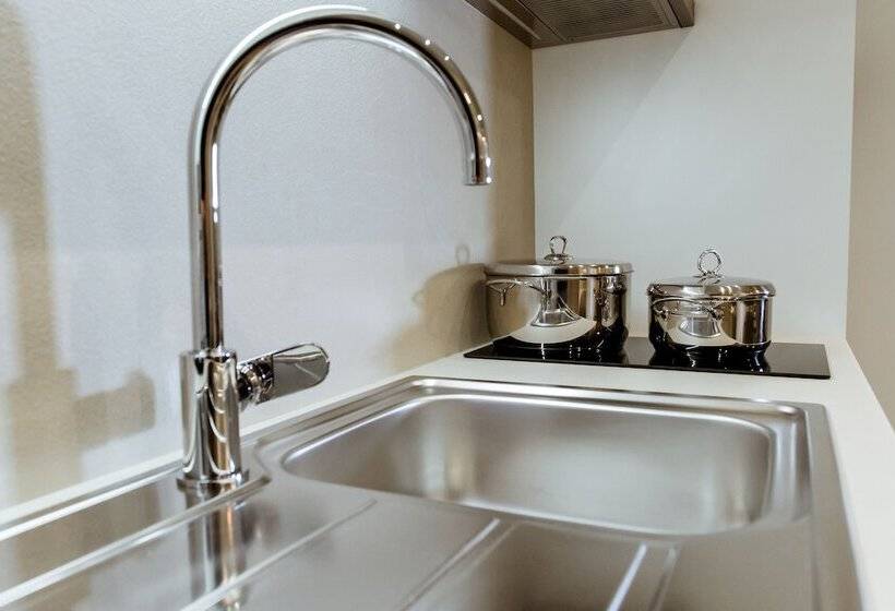 Antel Suites & Apartments