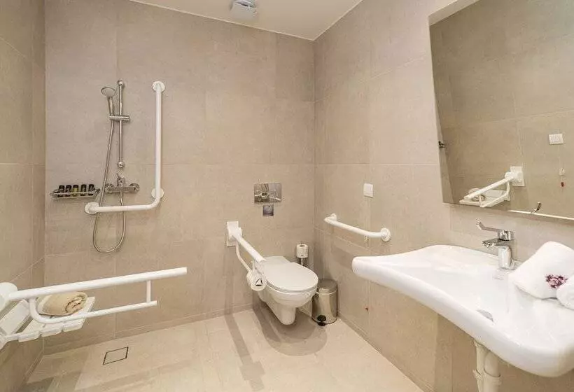 Antel Suites & Apartments