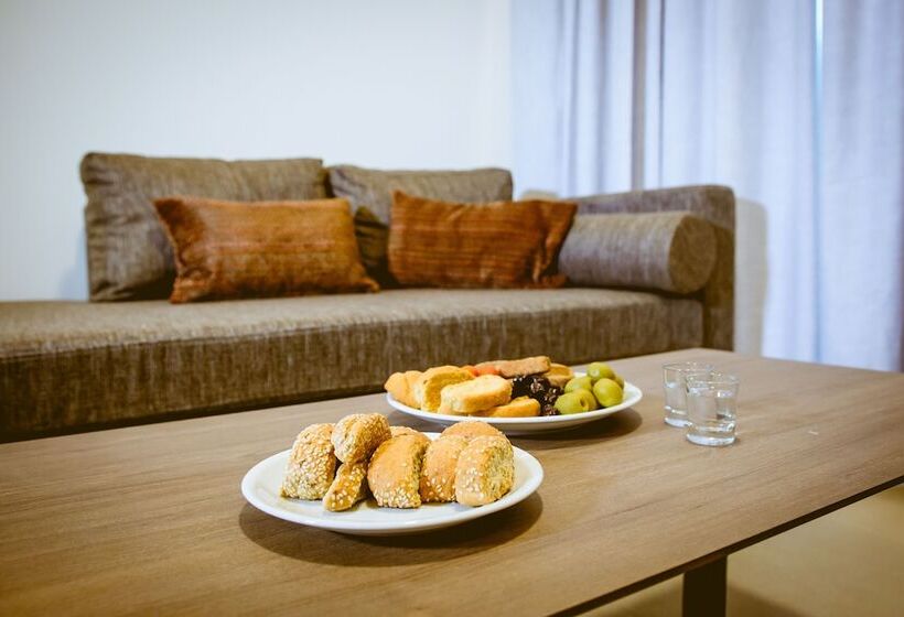 Antel Suites & Apartments