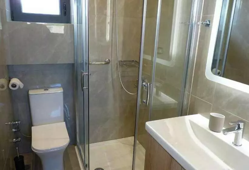 ベッドアンドブレックファースト Comfort Suites & Rooms