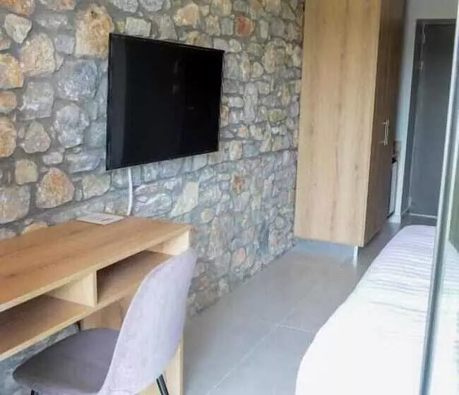 ベッドアンドブレックファースト Comfort Suites & Rooms