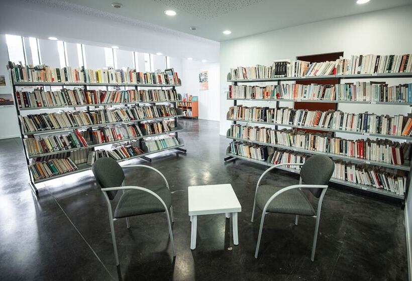 渡假胜地 Le Conquerant