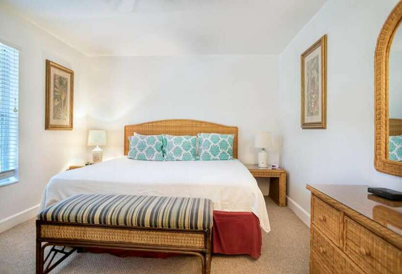 16431 Captiva Drive Cabin