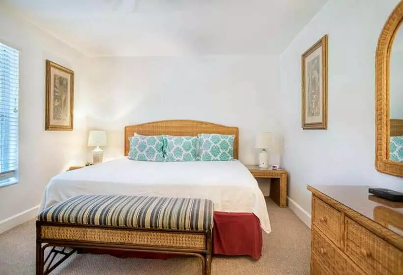 16431 Captiva Drive Cabin