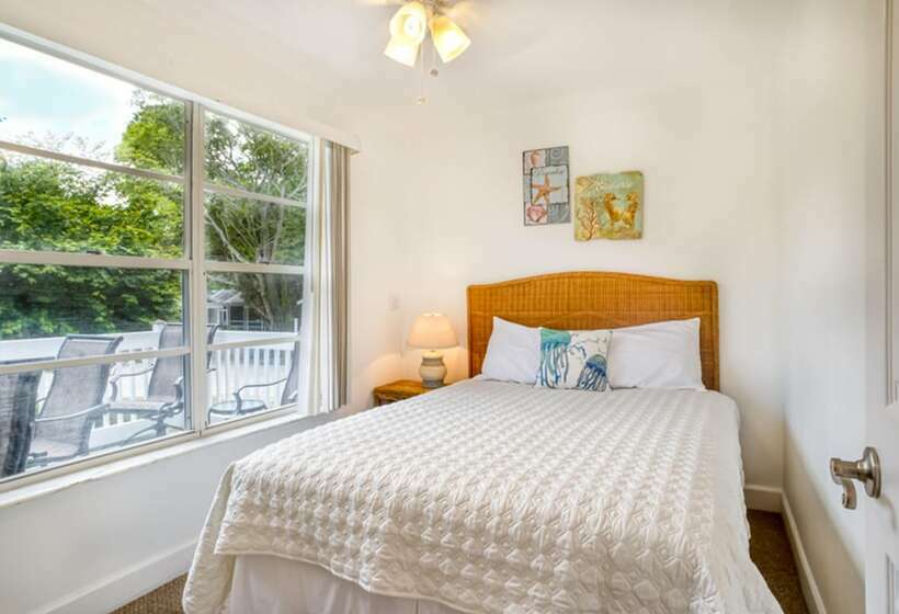 16431 Captiva Drive Cabin