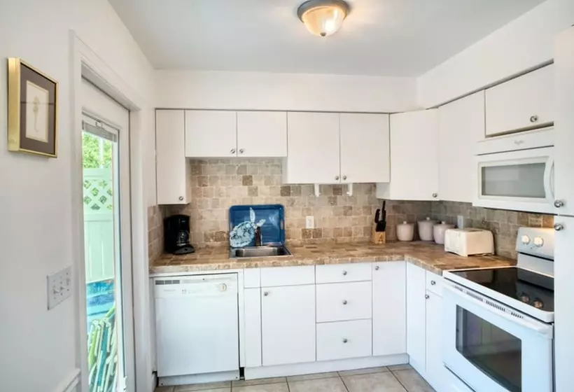 16431 Captiva Drive Cabin