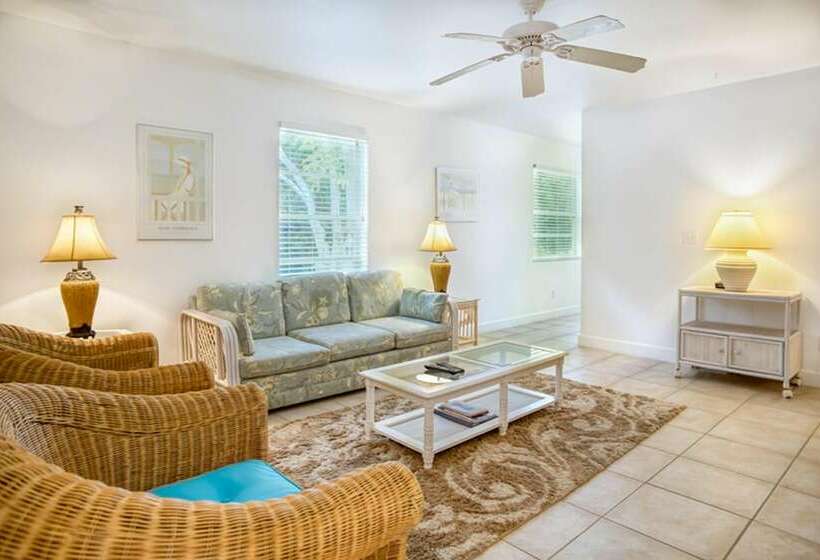 16431 Captiva Drive Cabin