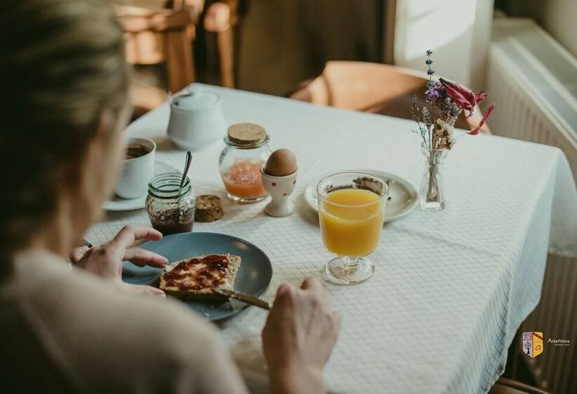 酒店 Arkefthos Mountain