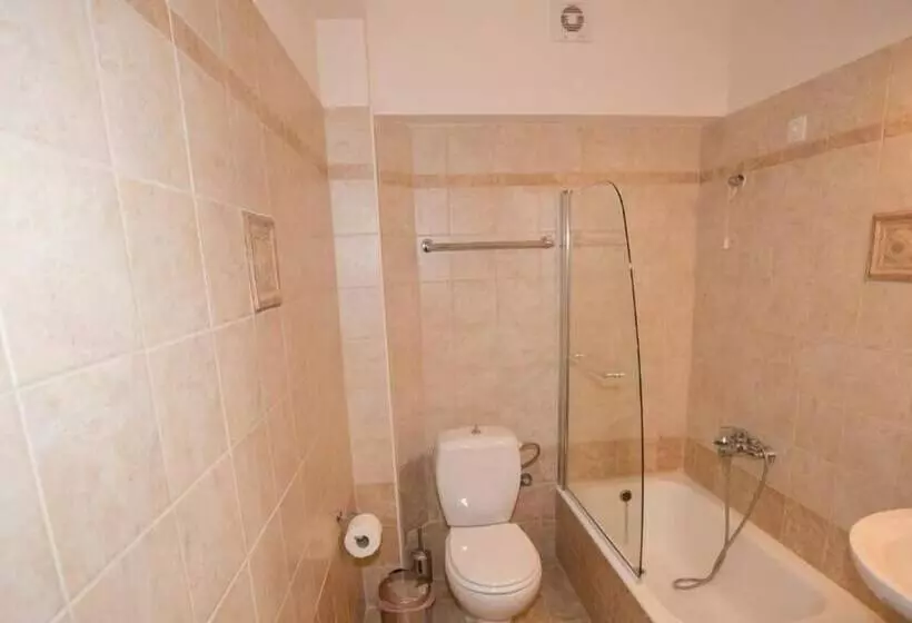 Hotelli Arkefthos Mountain