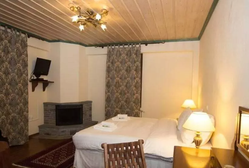 Hotelli Arkefthos Mountain