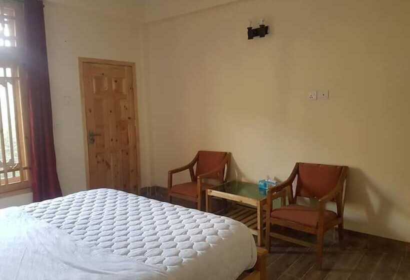 Karakorum View Hotel Karimabad Hunza