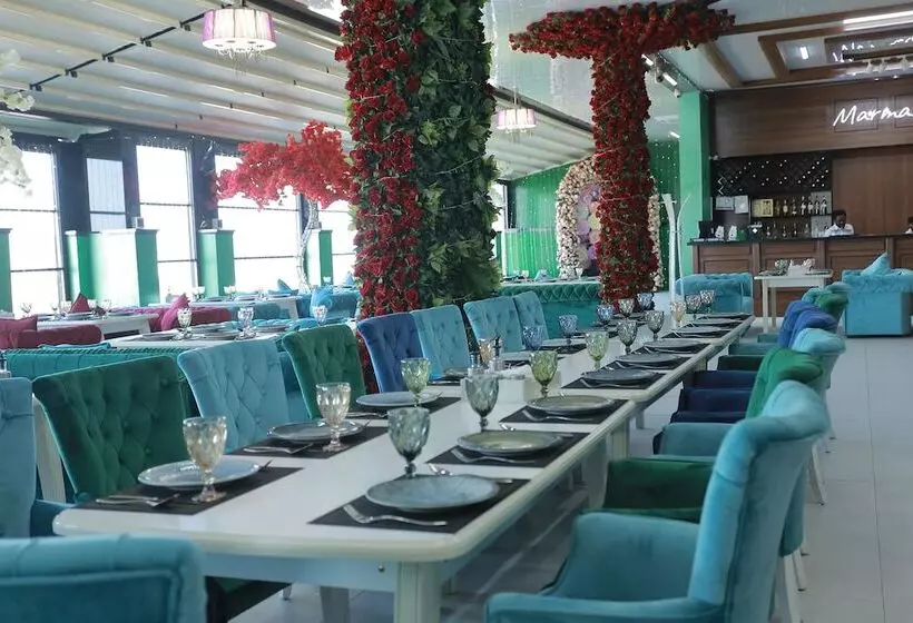 ホテル Reikartz Bahor Bukhara