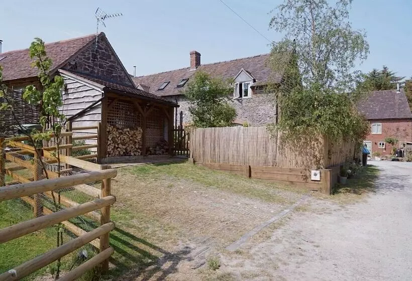 Nest Holiday Hideaway Wren Cottage Stunning Area!