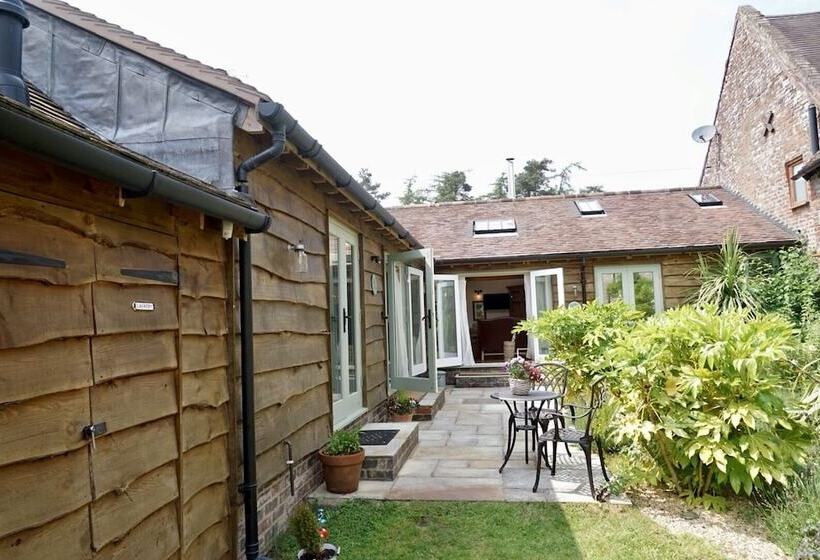 Nest Holiday Hideaway Wren Cottage Stunning Area!