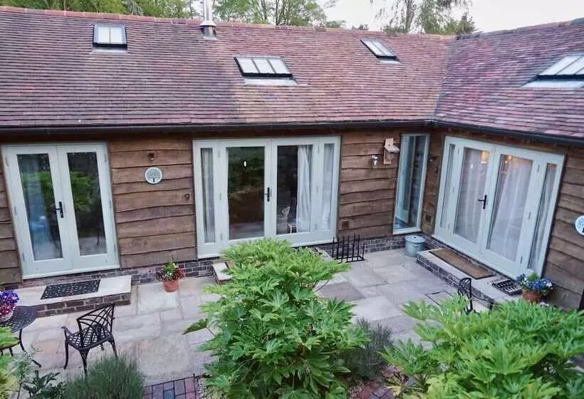 Nest Holiday Hideaway Wren Cottage Stunning Area!