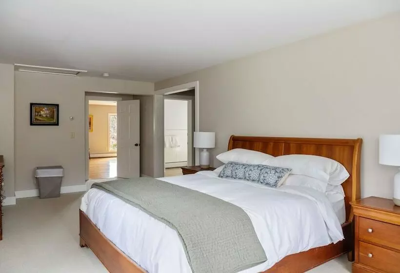 ペンション River House In The Heart Of Middlebury