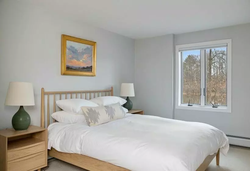 ペンション River House In The Heart Of Middlebury