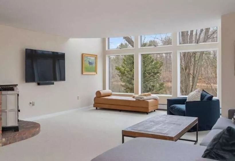 ペンション River House In The Heart Of Middlebury