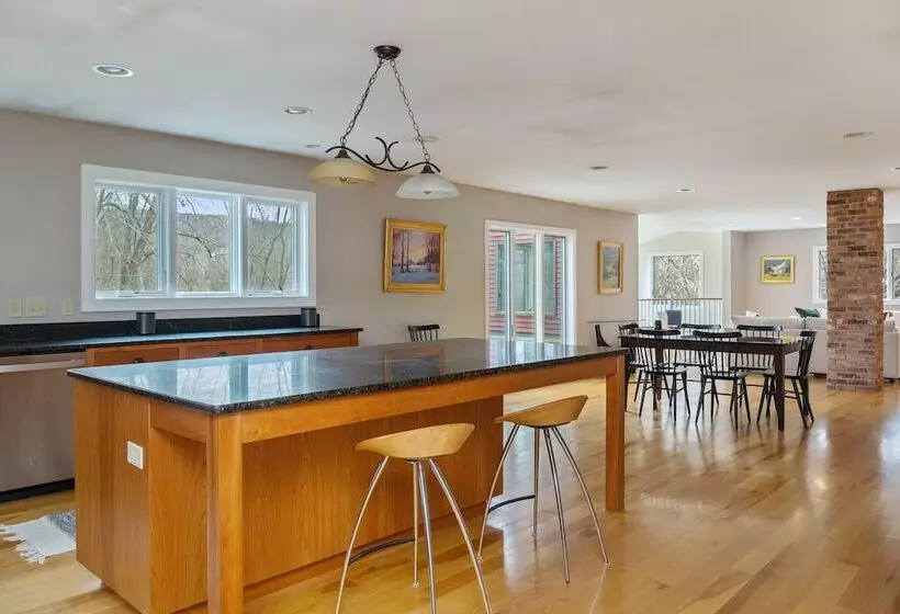 ペンション River House In The Heart Of Middlebury