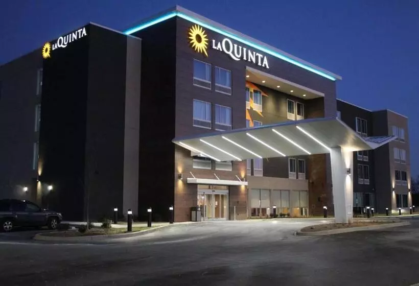 ホテル La Quinta Inn & Suites By Wyndham Bardstown