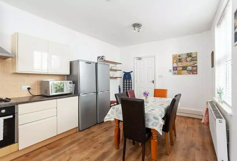 ペンション 5 Bed House Near Manchester