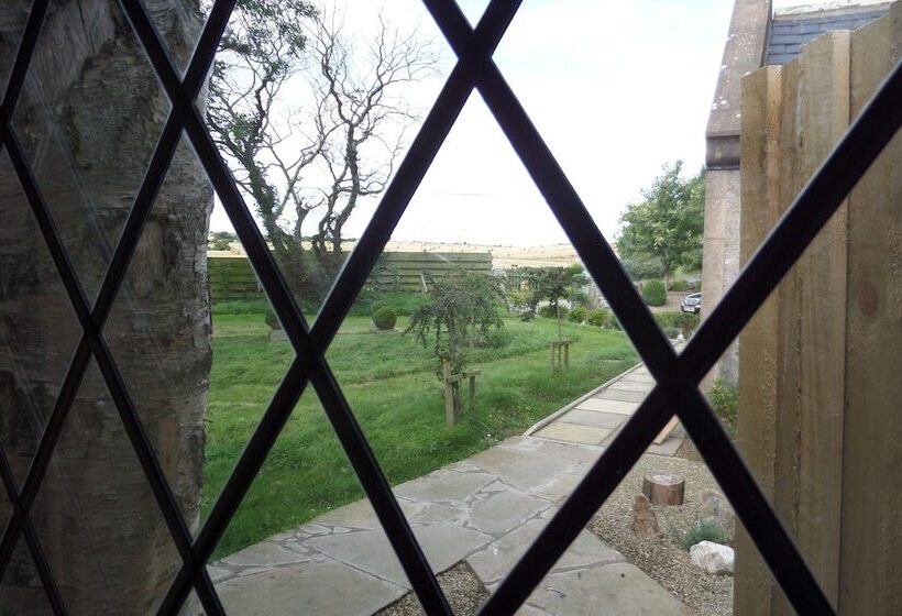 Charming 1 Bed Garden Lodge In Boyndie, Banff