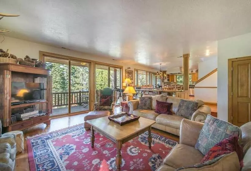 Mckinney Dr Criterion 43  Ellis Peak