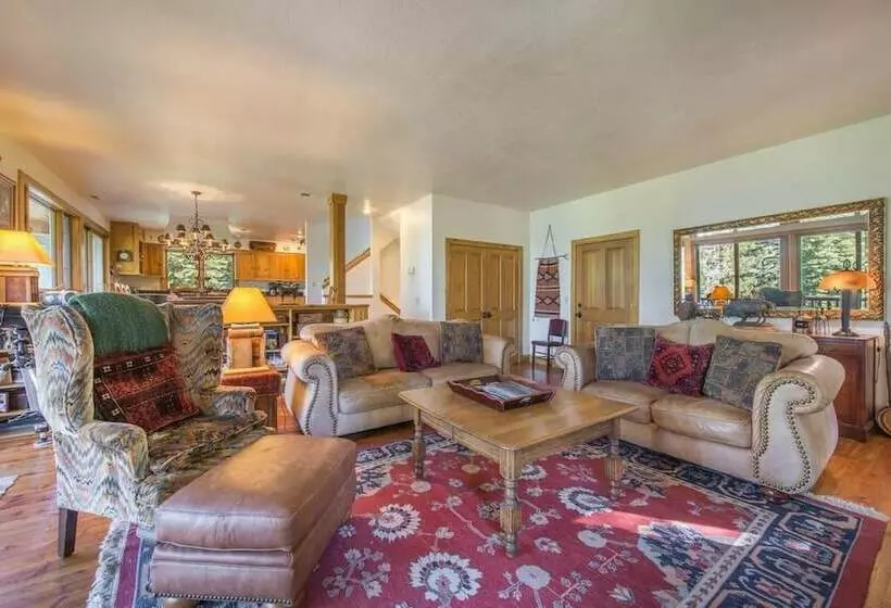Mckinney Dr Criterion 43  Ellis Peak