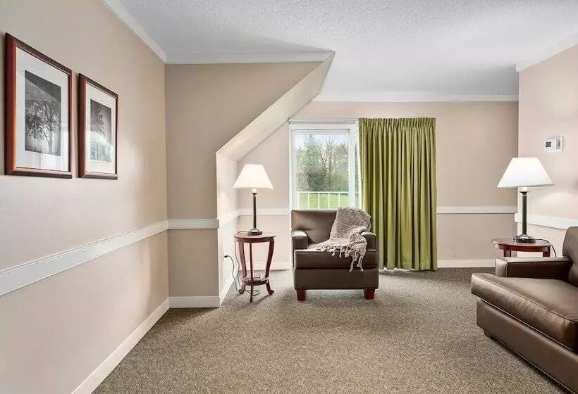 Lomakeskus Second Floor Deluxe Suite Bay View