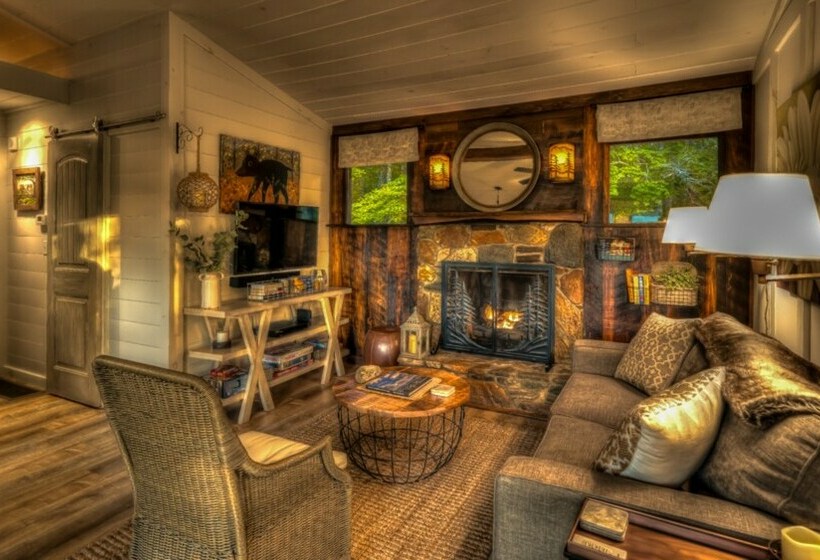 Scenic Solitude By Escape To Blue Ridge