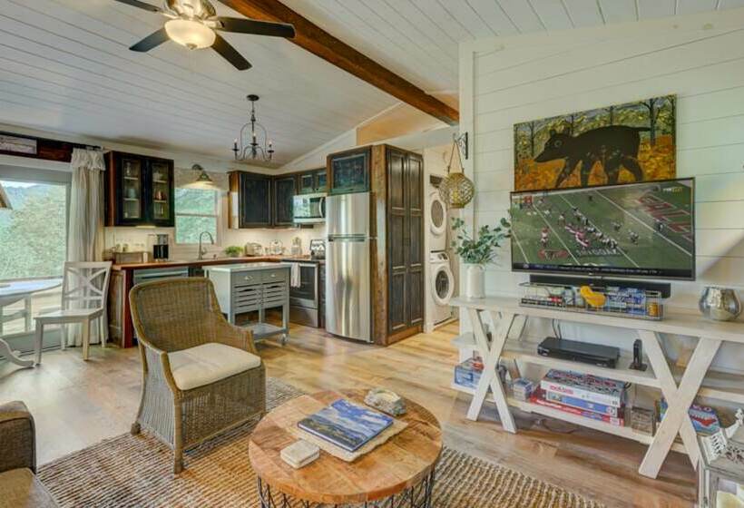 Scenic Solitude By Escape To Blue Ridge