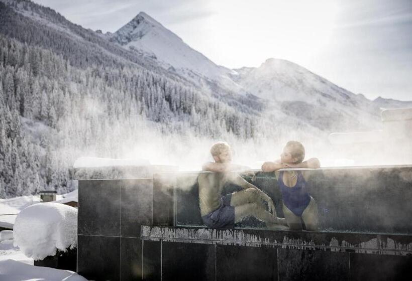 Aktiv & Wellnesshotel Bergfried