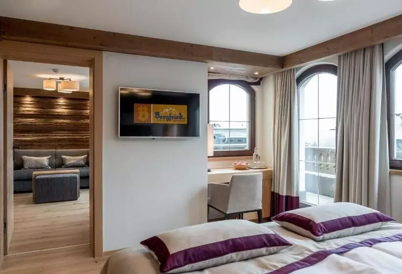 Aktiv & Wellnesshotel Bergfried