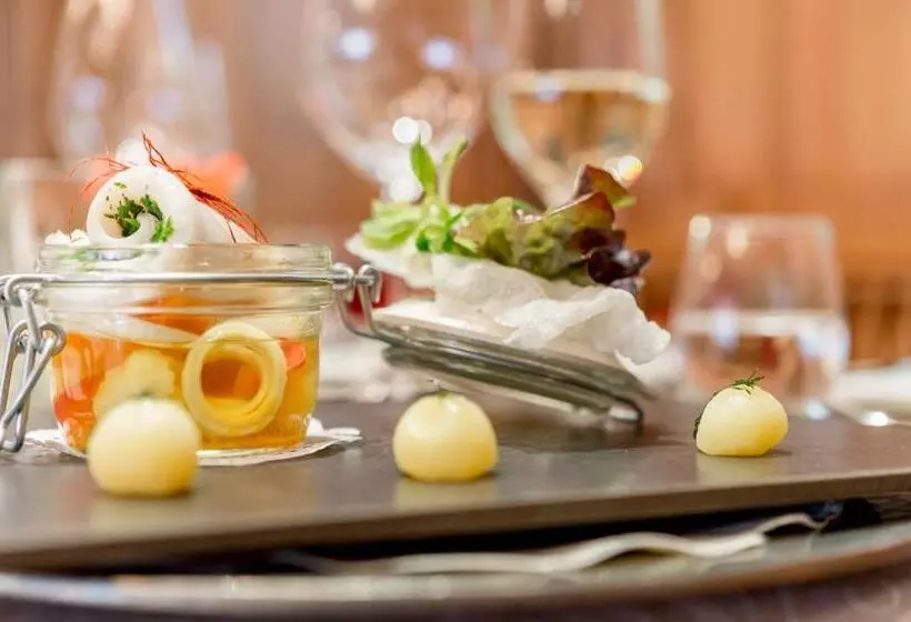 Aktiv & Wellnesshotel Bergfried