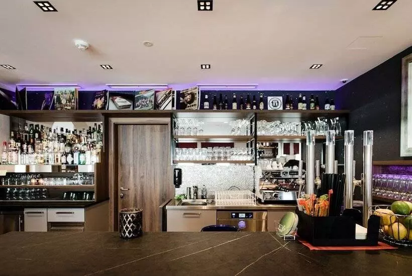 Aparthotel Dorfplatzl Garni