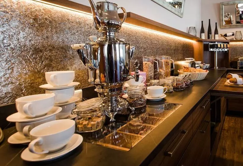 Aparthotel Dorfplatzl Garni