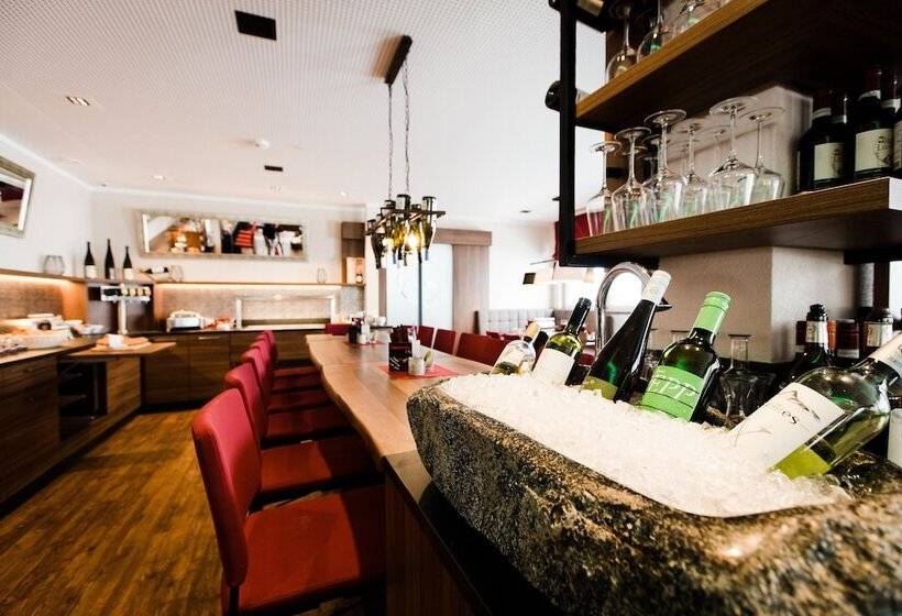 Aparthotel Dorfplatzl Garni