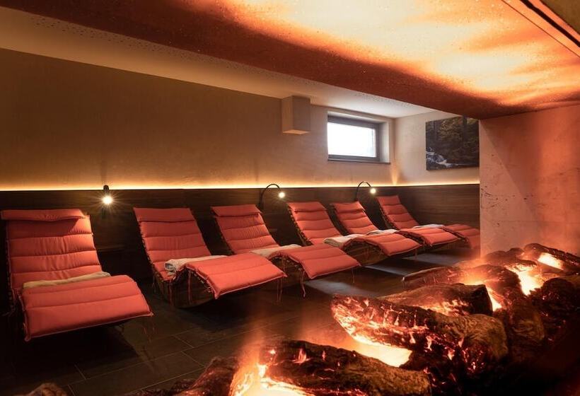 Aparthotel Dorfplatzl Garni