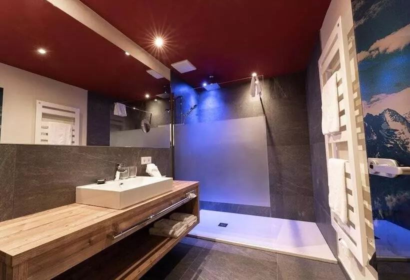 Aparthotel Dorfplatzl Garni