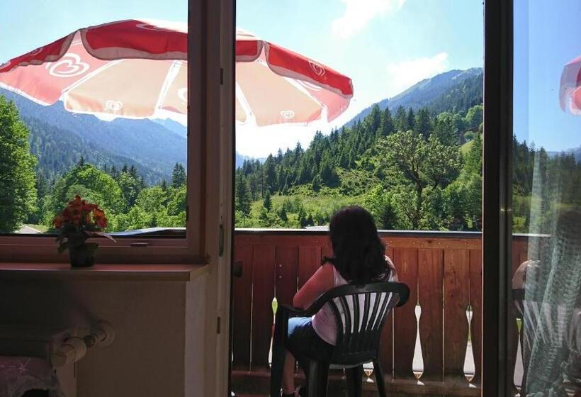 Bed and Breakfast Klause Stüberl