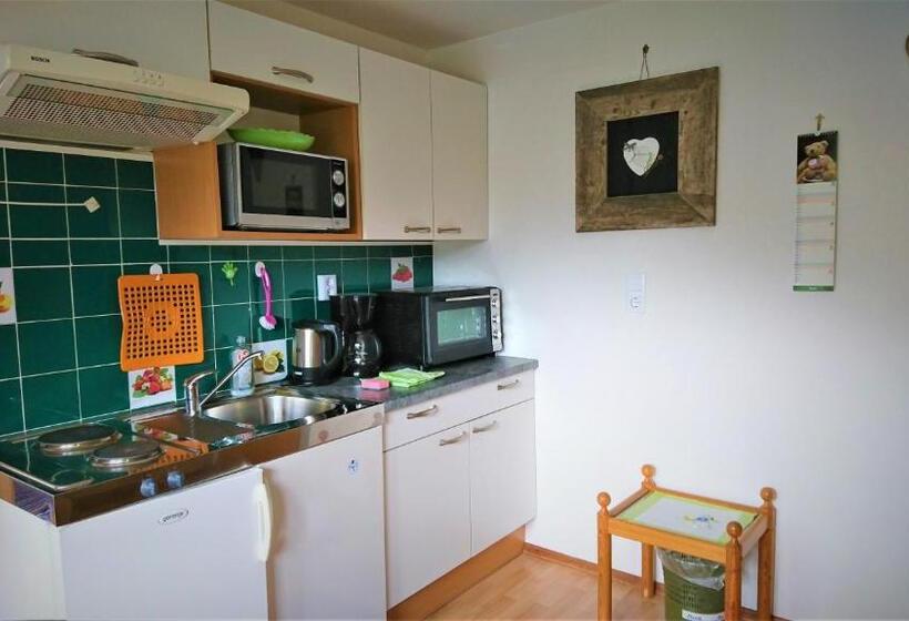 Bed and Breakfast Klause Stüberl