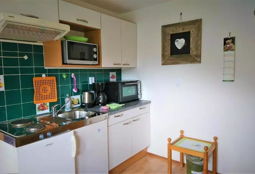 ベッドアンドブレックファースト Klause Stüberl