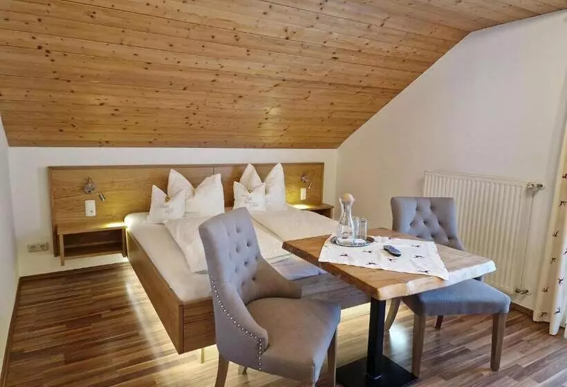 Bio Bauernhof Vordergrubenbach   Familie Oberascher